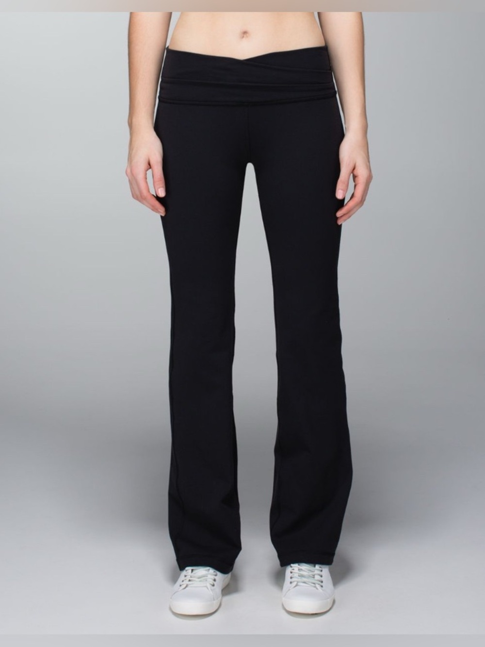 Lululemon Size 8 Luon Astro Pant 35”